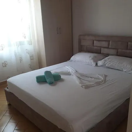 公寓 Vilat Ardland Vlorë